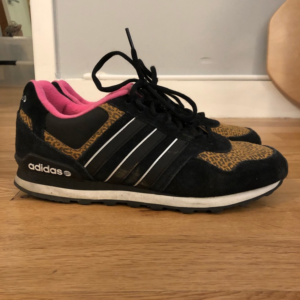 Adidas women’s sneakers 10